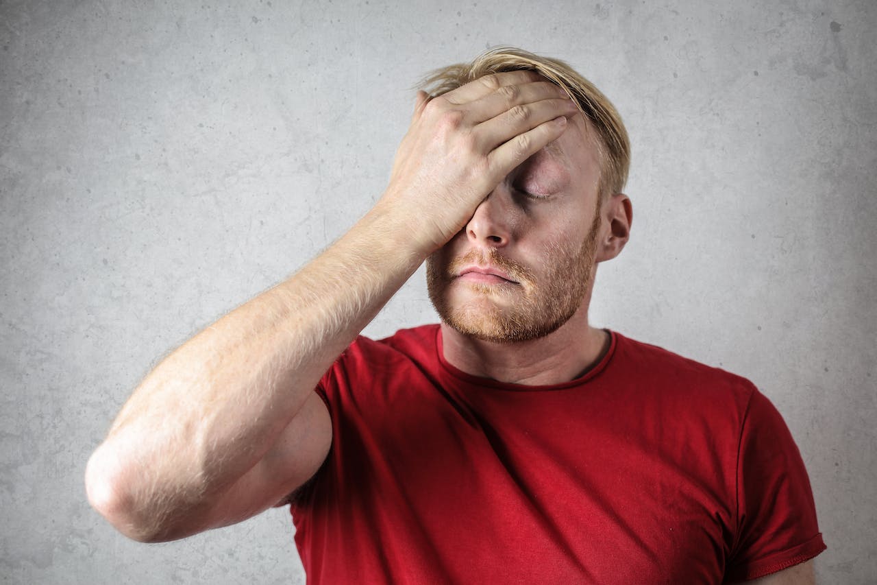 How Do Guys Feel When You Ghost Them? 4 Guys feel regret